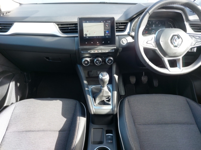 Used Renault Captur 2022 for sale - 77816356: Photo 2