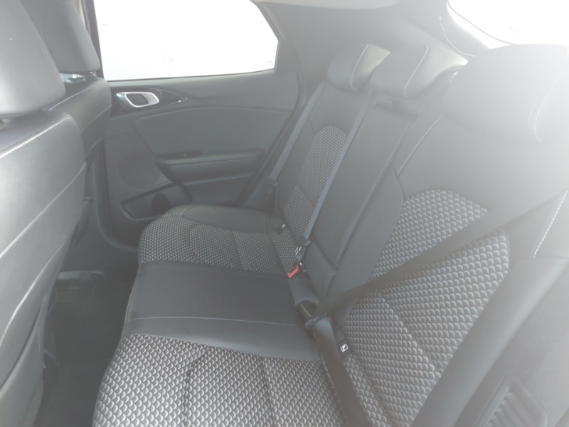 Used Kia XCeed 2023 for sale - 76052180: Photo 6