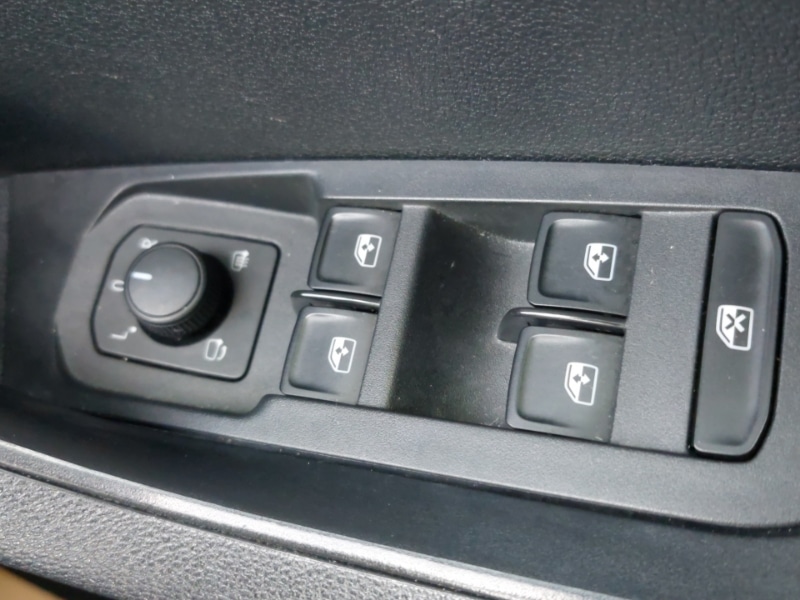 Used Skoda Karoq 2024 for sale - 77252133: Photo 17