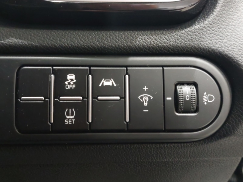 Used Kia Ceed 2025 for sale - 76978402: Photo 15