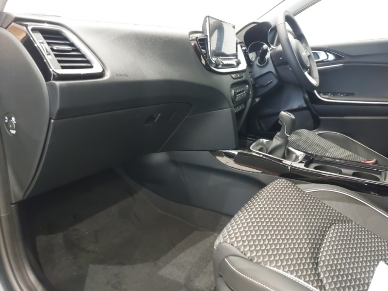 Used Kia Ceed 2025 for sale - 76978402: Photo 5