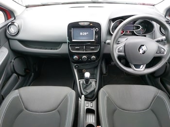 Used Renault Clio 2018 for sale - 78503281: Photo