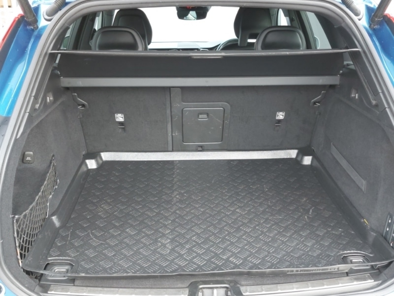 Used Volvo XC60 2018 for sale - 77731633: Photo 8