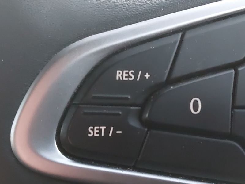 Used Renault Clio 2023 for sale - 76970591: Photo 18