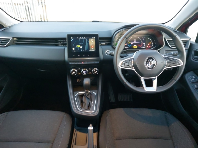 Used Renault Clio 2023 for sale - 76970591: Photo 2