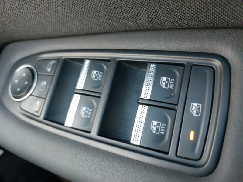 Used Renault Other 2025 for sale - 77299611: Photo 17