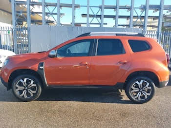 Used Dacia Duster 2022 for sale - 76325615: Photo 4