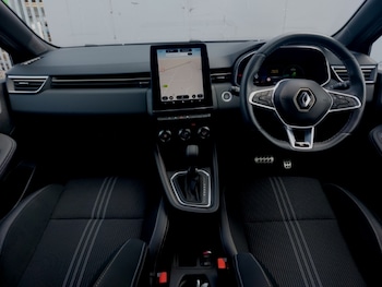 Used Renault Clio 2023 for sale - 75526145: Photo