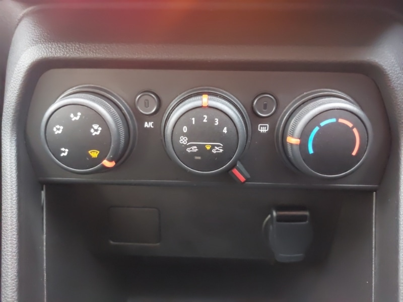 Used Dacia Sandero 2023 for sale - 76135023: Photo 16