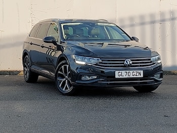 Used Volkswagen Passat 2021 for sale - 77209137: Photo
