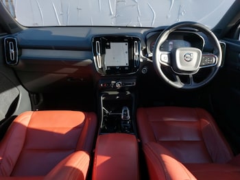 Used Volvo XC40 2019 for sale - 76238094: Photo