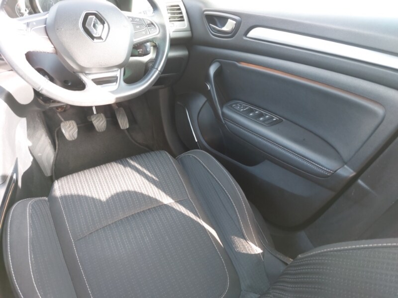 Used Renault Megane 2019 for sale - 77846831: Photo 11