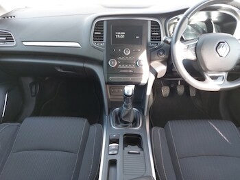 Used Renault Megane 2019 for sale - 77846831: Photo