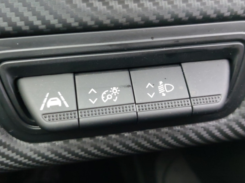 Used Renault Clio 2023 for sale - 76639266: Photo 16