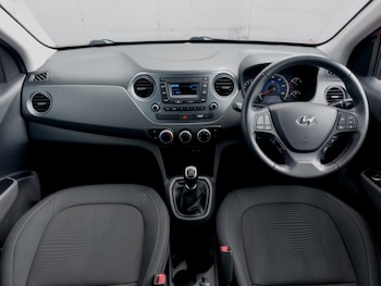 Used Hyundai i10 2019 for sale - 75518575: Photo