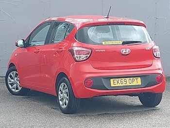 Used Hyundai i10 2019 for sale - 75518575: Photo