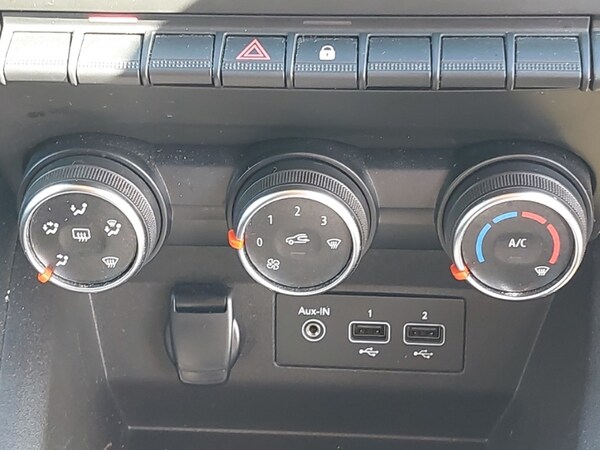 Used Renault Clio 2020 for sale - 76160622: Photo 16