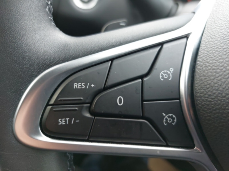 Used Renault Captur 2021 for sale - 77999633: Photo 15