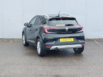 Used Renault Captur 2021 for sale - 77999633: Photo