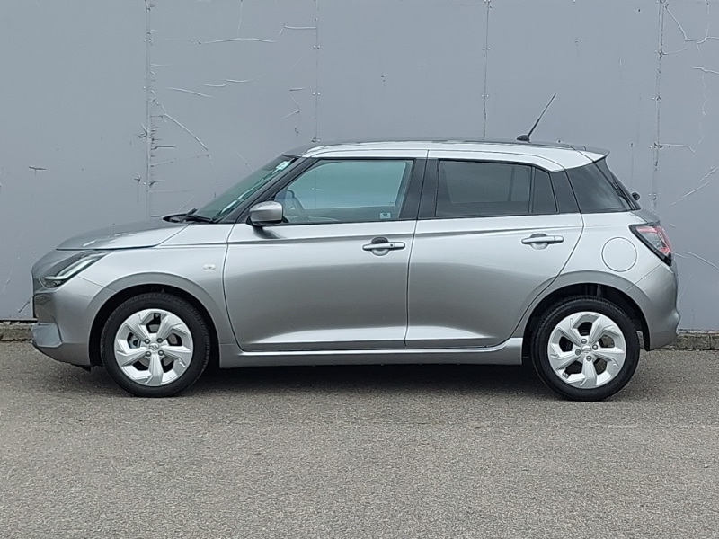 Used Suzuki Swift 2024 for sale - 77108018: Photo 4