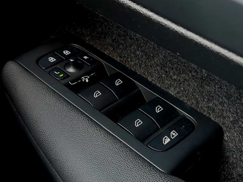 Used Volvo XC40 2024 for sale - 76737281: Photo 18