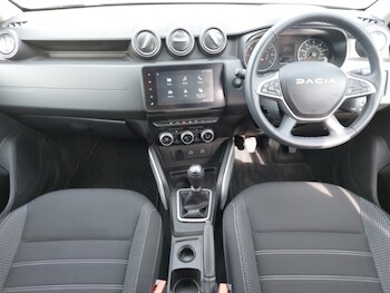 Used Dacia Duster 2023 for sale - 78169489: Photo