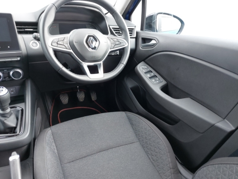 Used Renault Clio 2023 for sale - 78146435: Photo 11