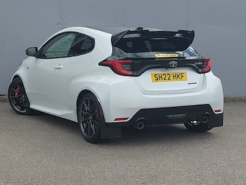 Used Toyota Yaris 2022 for sale - 75603528: Photo