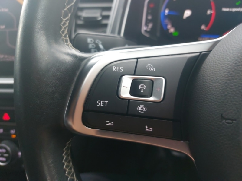 Used Volkswagen T-Roc 2022 for sale - 76150485: Photo 13
