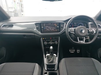 Used Volkswagen T-Roc 2022 for sale - 76150485: Photo 2