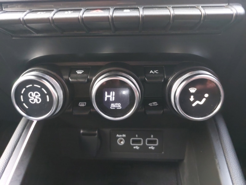 Used Renault Clio 2023 for sale - 78202881: Photo 11