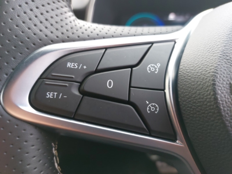 Used Renault Clio 2023 for sale - 78202881: Photo 14