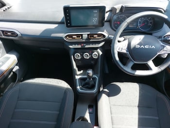 Used Dacia Sandero Stepway 2023 for sale - 78634025: Photo