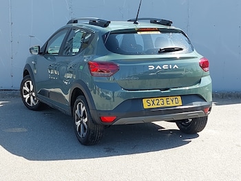 Used Dacia Sandero Stepway 2023 for sale - 78634025: Photo