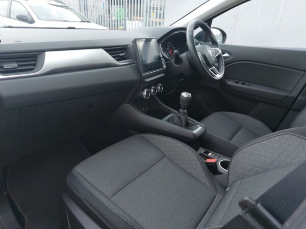 Used Renault Captur 2023 for sale - 75530518: Photo 5
