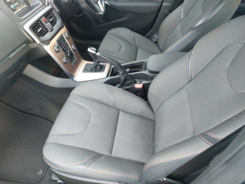 Used Volvo V40 2017 for sale - 76864506: Photo 5