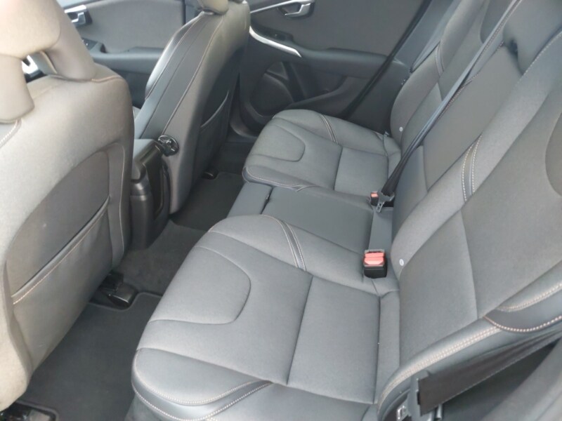 Used Volvo V40 2017 for sale - 76864506: Photo 6