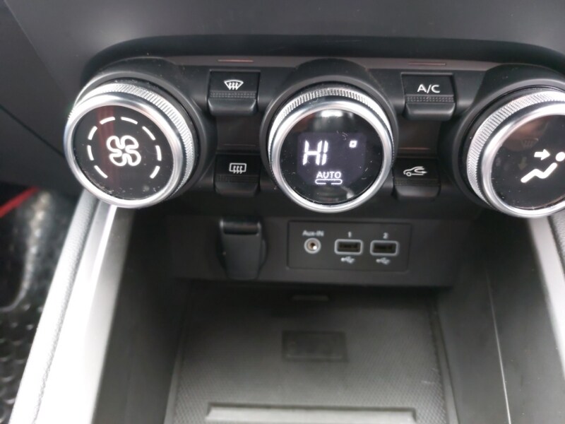 Used Renault Clio 2021 for sale - 77846840: Photo 18