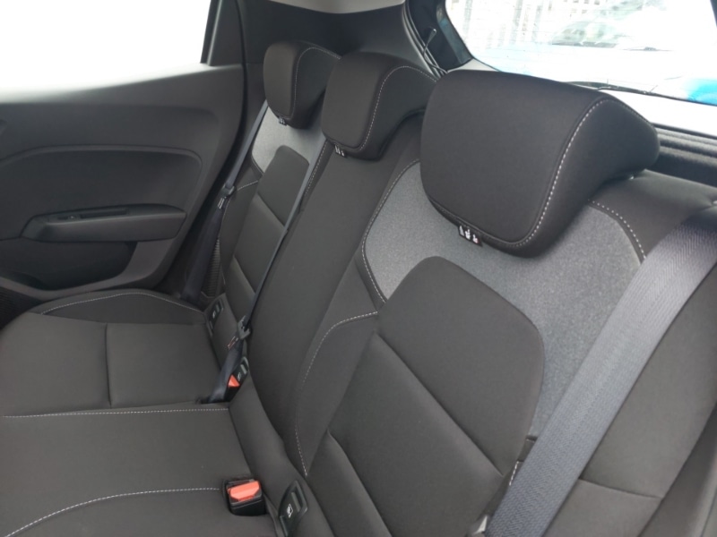 Used Renault Clio 2025 for sale - 76596695: Photo 6