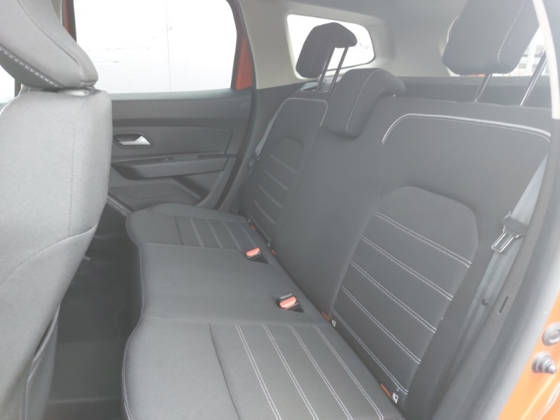 Used Dacia Duster 2023 for sale - 77682422: Photo 6