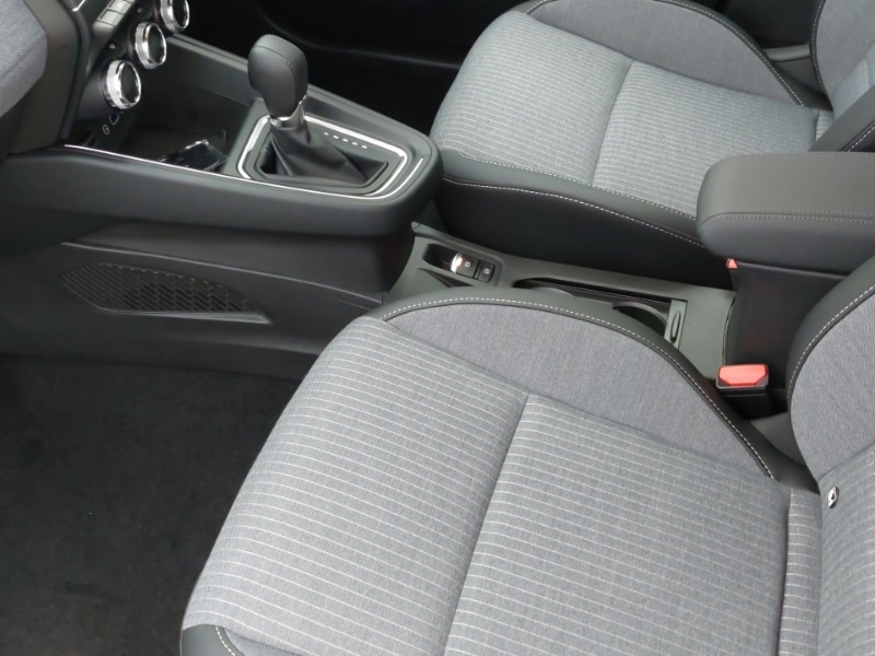 Used Renault Clio 2025 for sale - 77428610: Photo 5