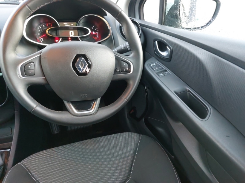 Used Renault Clio 2019 for sale - 77028476: Photo 11