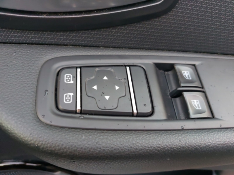 Used Renault Clio 2019 for sale - 77028476: Photo 18