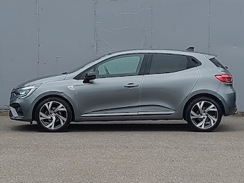 Used Renault Clio 2023 for sale - 76275624: Photo 4