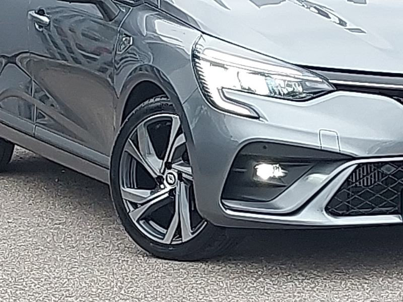 Used Renault Clio 2023 for sale - 76275624: Photo 9