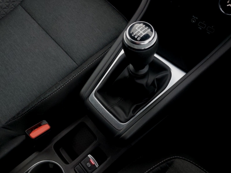 Used Renault Captur 2023 for sale - 76471579: Photo 17