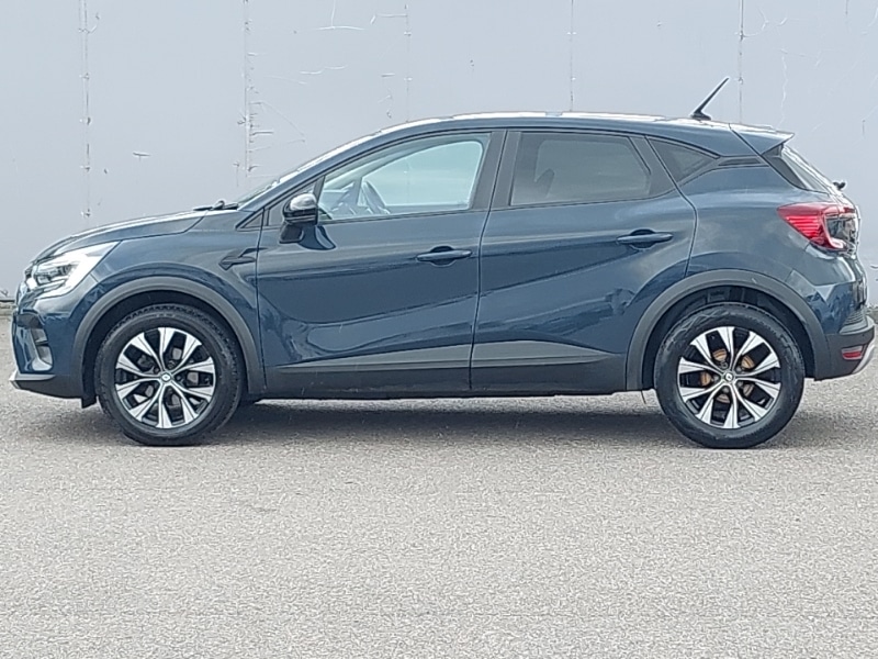 Used Renault Captur 2023 for sale - 76471579: Photo 4