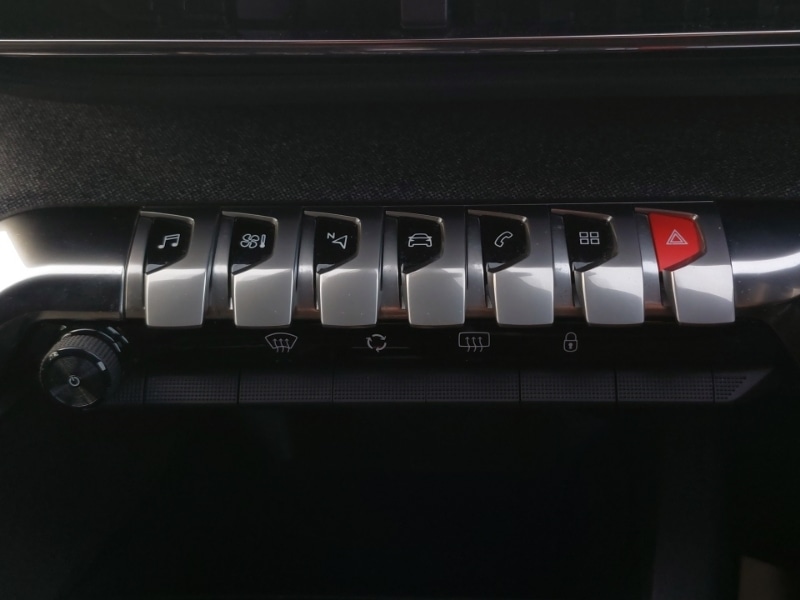 Used Peugeot 3008 2023 for sale - 77105525: Photo 17