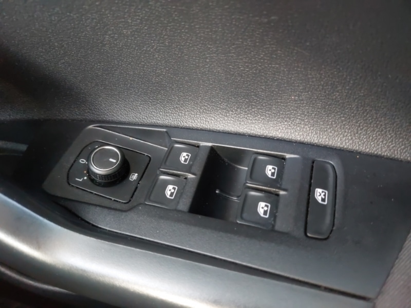 Used Volkswagen Polo 2020 for sale - 77169149: Photo 19