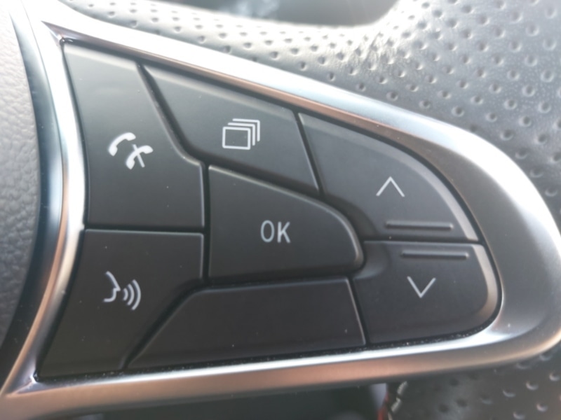 Used Renault Clio 2023 for sale - 76052645: Photo 13